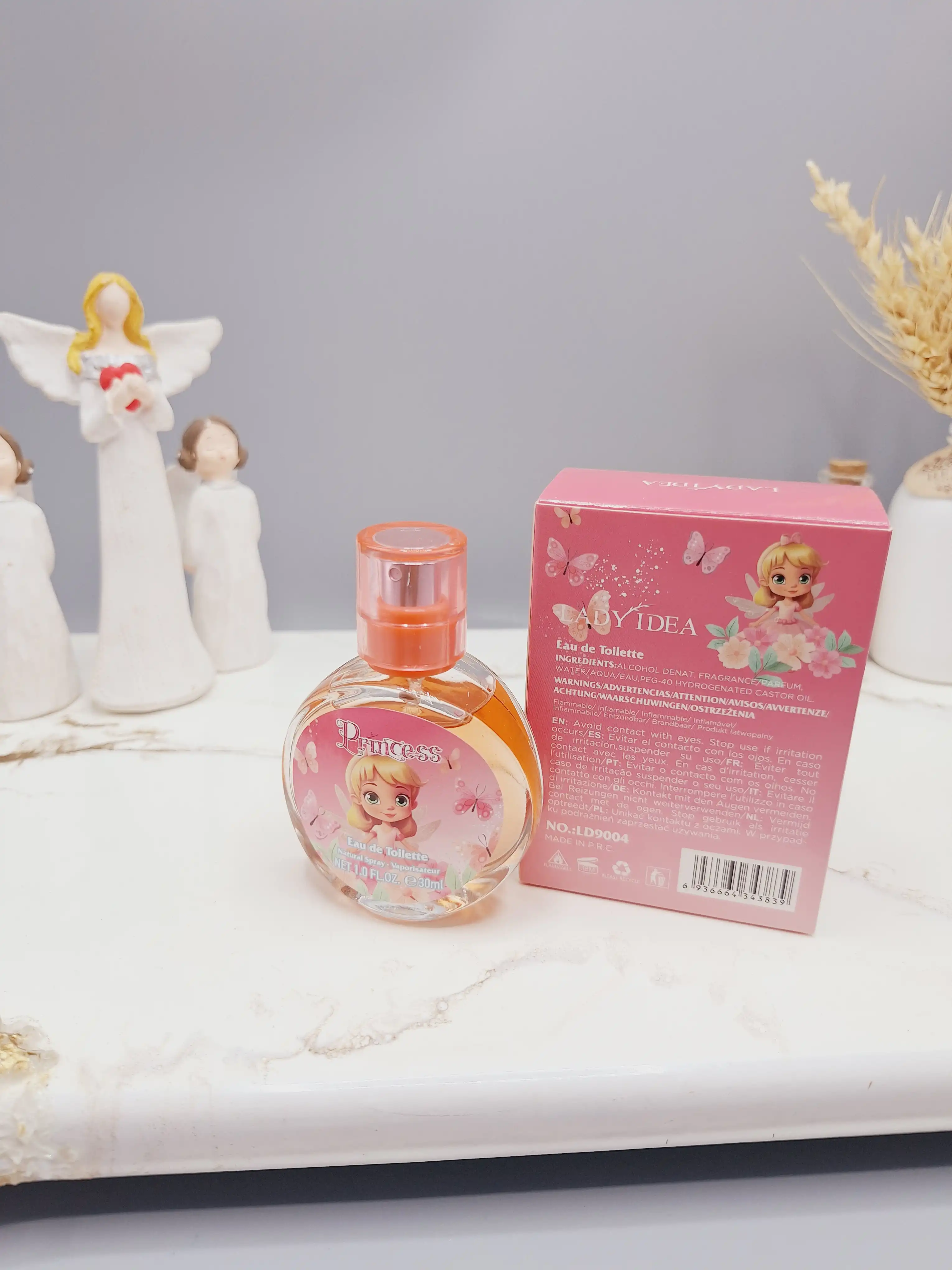 عطر شاد و جذاب دختر پرنسسی برند LADY IDEA کد LD9004